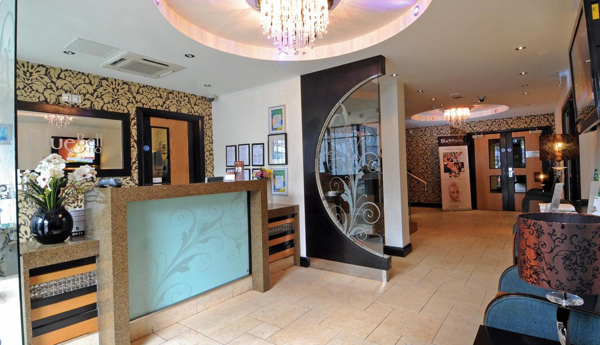 The Bluebell Hotel Neath Eksteriør billede